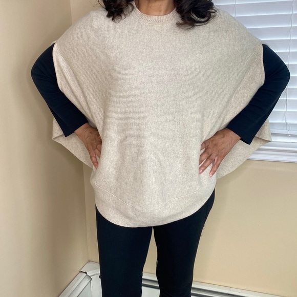 DKNY Pull Over Poncho with Slit Openings - Picture 7 of 9